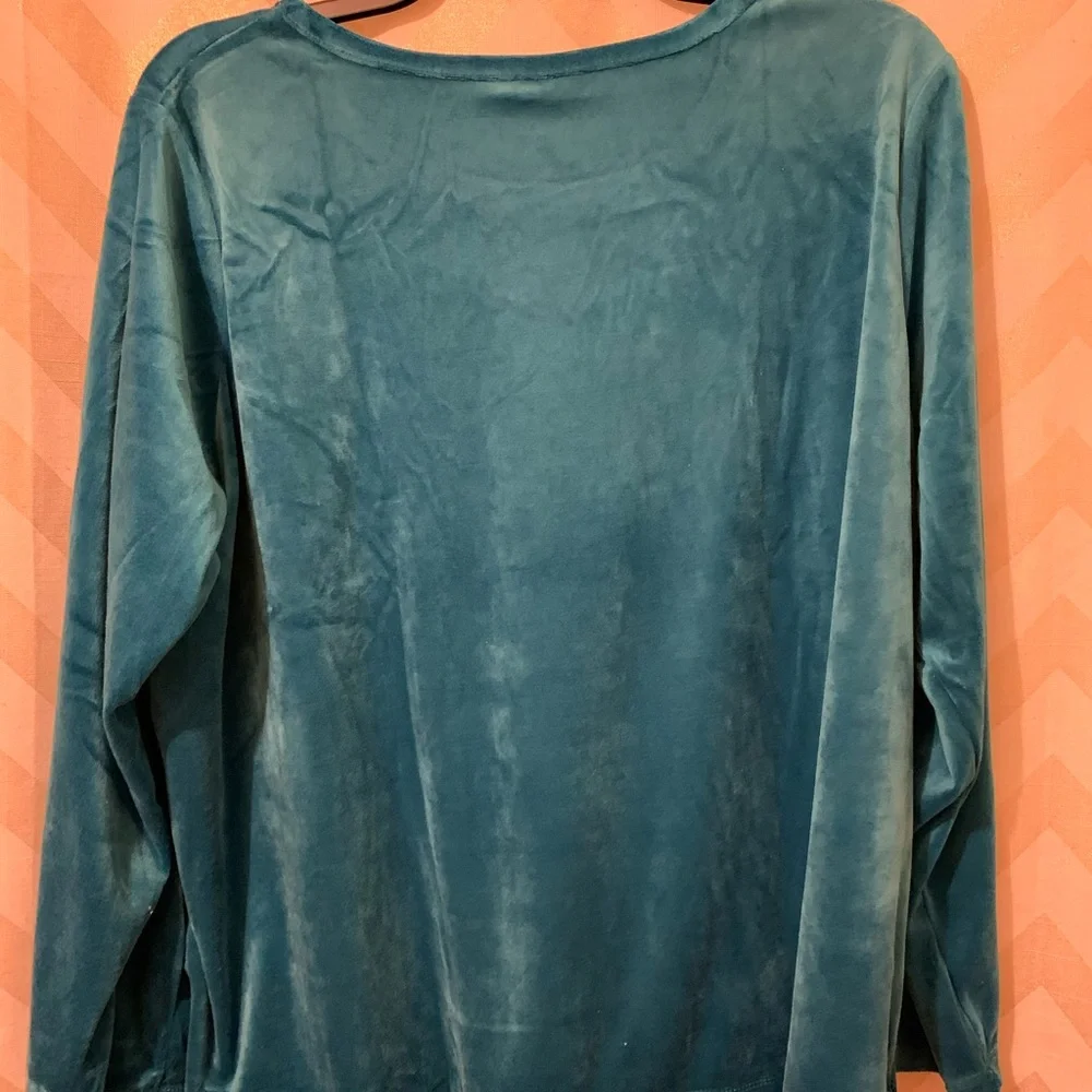 Plus Size Tunic Velour Top - Picture 2 of 3